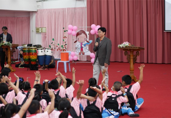 คณะวิทยาศาสตร์และเทคโนโลยี จัดกิจกรรม ค่าย MATH JUNIOR โรงเรียนอนุบาลกำแพงเพชร