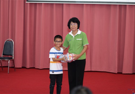 คณะวิทยาศาสตร์และเทคโนโลยี จัดกิจกรรม ค่าย MATH JUNIOR โรงเรียนอนุบาลกำแพงเพชร