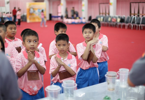 คณะวิทยาศาสตร์และเทคโนโลยี จัดกิจกรรม ค่าย MATH JUNIOR โรงเรียนอนุบาลกำแพงเพชร