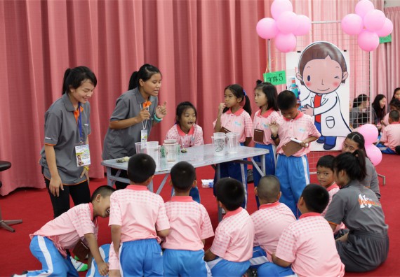 คณะวิทยาศาสตร์และเทคโนโลยี จัดกิจกรรม ค่าย MATH JUNIOR โรงเรียนอนุบาลกำแพงเพชร