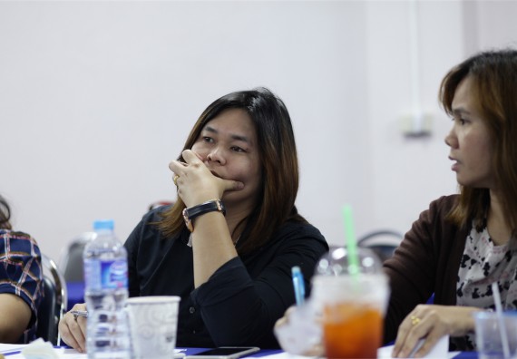 คณะวิทยาศาสตร์และเทคโนโลยี แต่งตั้งคณะกรรมการเพื่อสัมภาษณ์ทุนการศึกษา คุณวาสนา