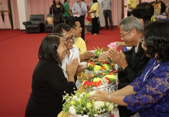 ร้อยดวงใจ สายใยผูกพัน 2559 มุทิตาจิต คณะวิทยาศาสตร์และเทคโนโลยี 