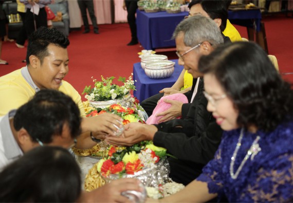 ร้อยดวงใจ สายใยผูกพัน 2559 มุทิตาจิต คณะวิทยาศาสตร์และเทคโนโลยี 