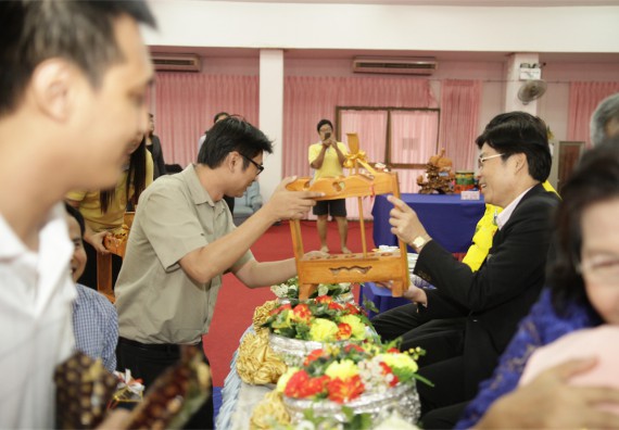 ร้อยดวงใจ สายใยผูกพัน 2559 มุทิตาจิต คณะวิทยาศาสตร์และเทคโนโลยี 