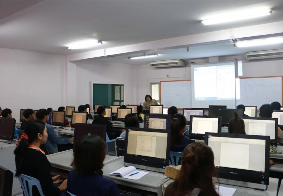 โปรแกรมวิชาฟิสิกส์ ได้มีการจัดการอบรมเชิงปฏิบัติการ เรื่อง เสริมทักษะทางเทคโนโลยี เรื่อง เทคนิคการใช้ Microsoft office เพื่อการผลิตงานทางวิทยาศาสตร์