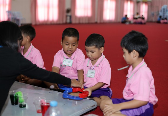 ค่ายวิทยาศาสตร์โรงเรียนสาธิตฯ ระดับชั้นอนุบาล 2559