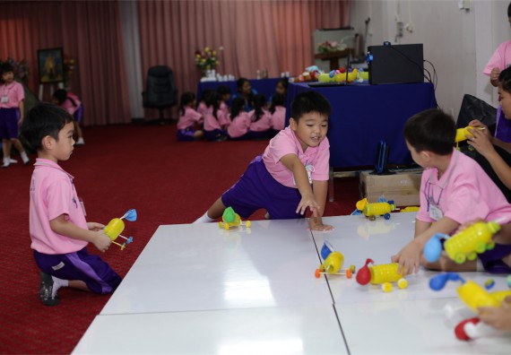 ค่ายวิทยาศาสตร์โรงเรียนสาธิตฯ ระดับชั้นอนุบาล 2559