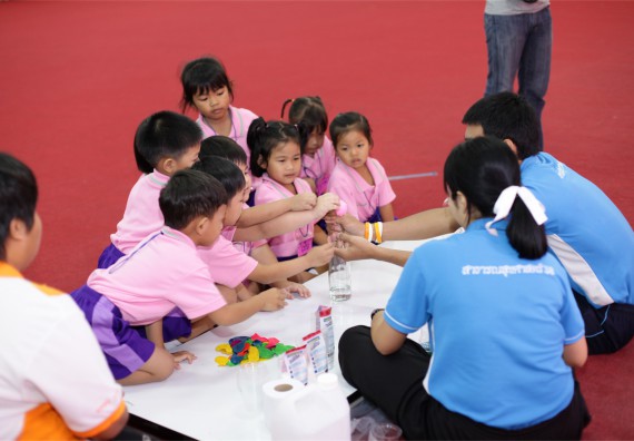 ค่ายวิทยาศาสตร์โรงเรียนสาธิตฯ ระดับชั้นอนุบาล 2559