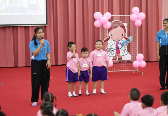 ค่ายวิทยาศาสตร์โรงเรียนสาธิตฯ ระดับชั้นอนุบาล 2559