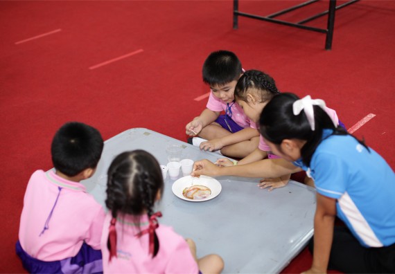 ค่ายวิทยาศาสตร์โรงเรียนสาธิตฯ ระดับชั้นอนุบาล 2559