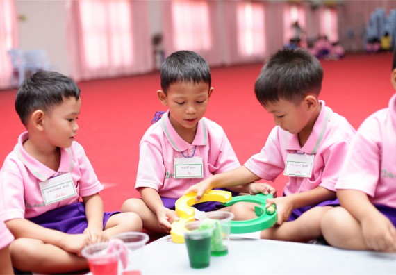 ค่ายวิทยาศาสตร์โรงเรียนสาธิตฯ ระดับชั้นอนุบาล 2559