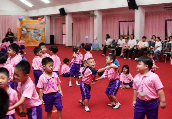 ค่ายวิทยาศาสตร์โรงเรียนสาธิตฯ ระดับชั้นอนุบาล 2559