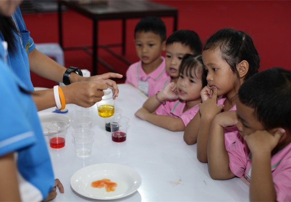 ค่ายวิทยาศาสตร์โรงเรียนสาธิตฯ ระดับชั้นอนุบาล 2559