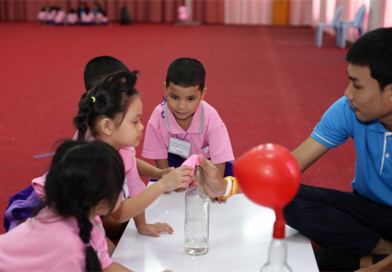 ค่ายวิทยาศาสตร์โรงเรียนสาธิตฯ ระดับชั้นอนุบาล 2559