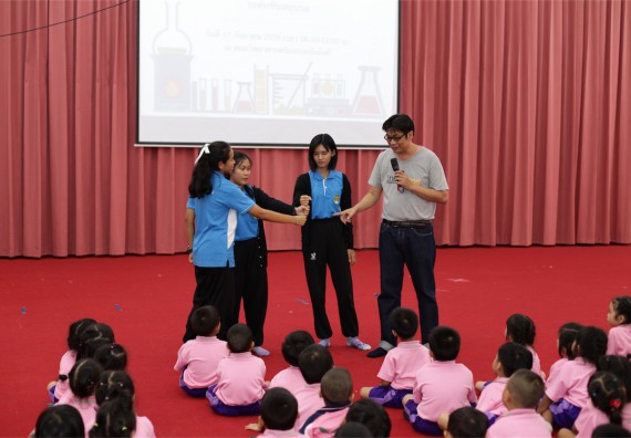 ค่ายวิทยาศาสตร์โรงเรียนสาธิตฯ ระดับชั้นอนุบาล 2559