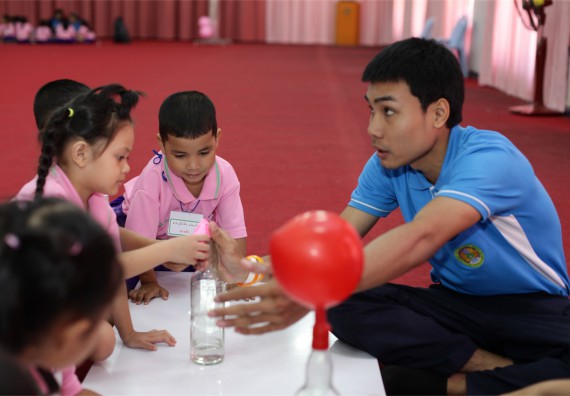 ค่ายวิทยาศาสตร์โรงเรียนสาธิตฯ ระดับชั้นอนุบาล 2559