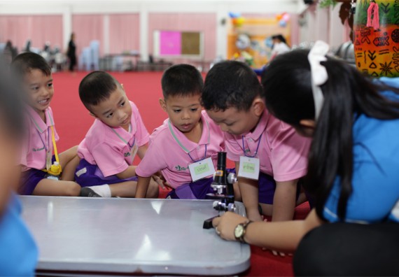 ค่ายวิทยาศาสตร์โรงเรียนสาธิตฯ ระดับชั้นอนุบาล 2559