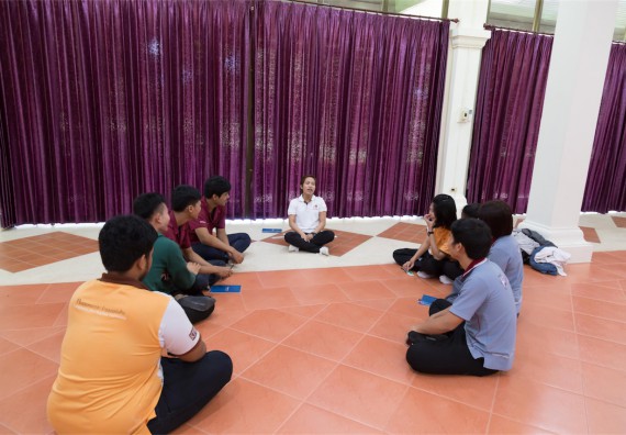 โปรแกรมวิชาฟิสิกส์ จัดกิจกรรมแลกเปลี่ยนเรียนรู้การติดตามการใช้ภาษาอังกฤษหลังการอบรม