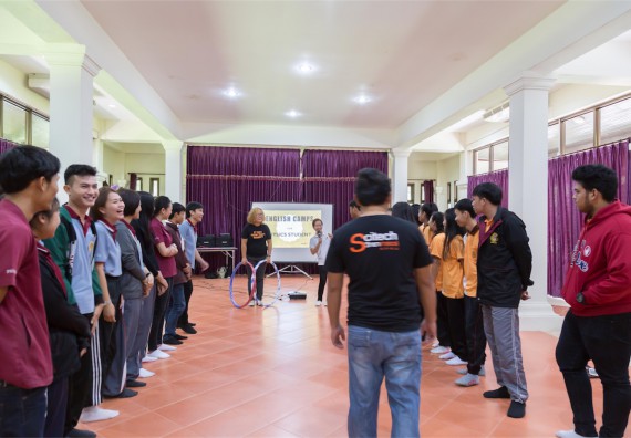 โปรแกรมวิชาฟิสิกส์ จัดกิจกรรมแลกเปลี่ยนเรียนรู้การติดตามการใช้ภาษาอังกฤษหลังการอบรม