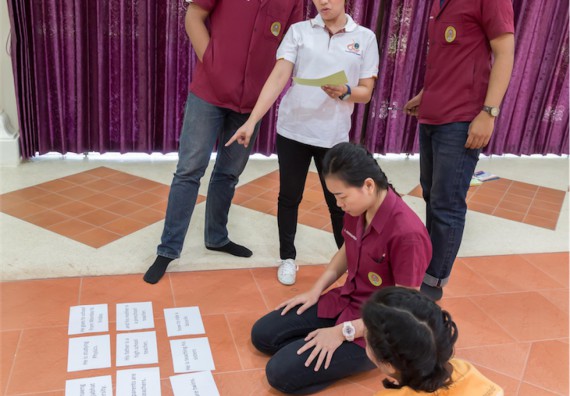 โปรแกรมวิชาฟิสิกส์ จัดกิจกรรมแลกเปลี่ยนเรียนรู้การติดตามการใช้ภาษาอังกฤษหลังการอบรม