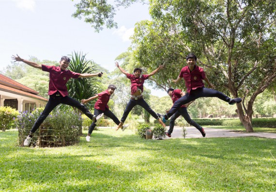 โปรแกรมวิชาฟิสิกส์ จัดกิจกรรมแลกเปลี่ยนเรียนรู้การติดตามการใช้ภาษาอังกฤษหลังการอบรม