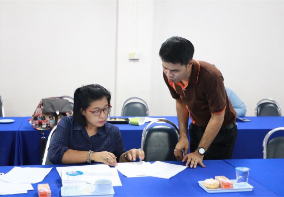 ประชุม เรื่อง การติดตาม ตรวจสอบ และประเมินผล และกำหนดการเข้ารับฟังผลการดำเนินงานของหน่วยงาน ประจำปีงบประมาณ 2559 
