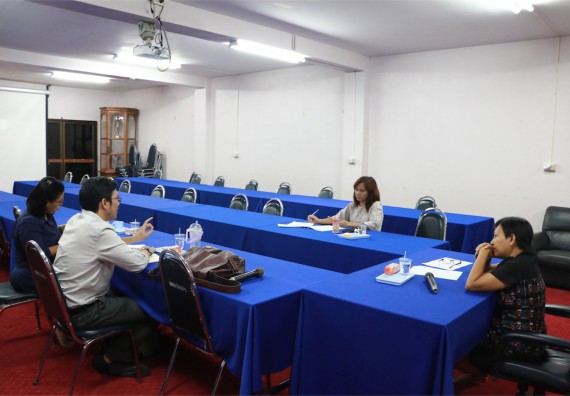 ประชุม เรื่อง การติดตาม ตรวจสอบ และประเมินผล และกำหนดการเข้ารับฟังผลการดำเนินงานของหน่วยงาน ประจำปีงบประมาณ 2559 