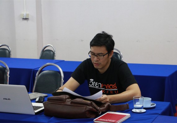 ประชุม เรื่อง ตัวชี้วัดเพิ่มเติมของมหาวิทยาลัยฯ และการจัดทำแผนบริหารความเสี่ยง