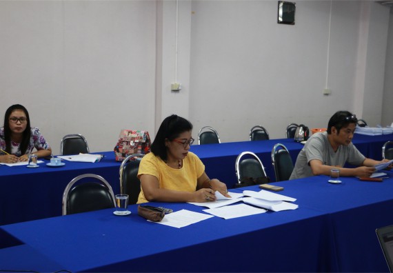 ประชุม เรื่อง ตัวชี้วัดเพิ่มเติมของมหาวิทยาลัยฯ และการจัดทำแผนบริหารความเสี่ยง