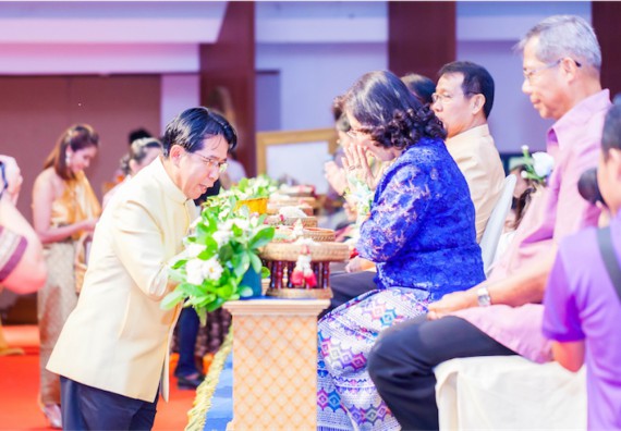 มหาวิทยาลัยราชภัฏกำแพงเพชรจัดงานแสดงมุทิตาจิตแก่ผู้เกษียณอายุราชการ ประจำปี 2559 โกสุมภ์สดุดี ศรีสักทอง