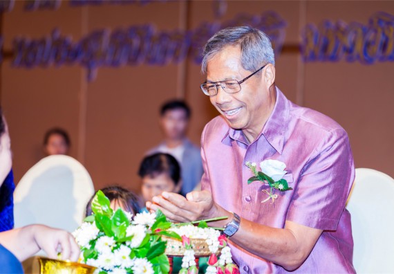 มหาวิทยาลัยราชภัฏกำแพงเพชรจัดงานแสดงมุทิตาจิตแก่ผู้เกษียณอายุราชการ ประจำปี 2559 โกสุมภ์สดุดี ศรีสักทอง