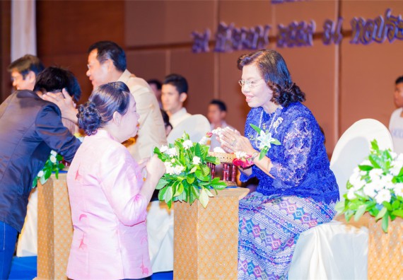 มหาวิทยาลัยราชภัฏกำแพงเพชรจัดงานแสดงมุทิตาจิตแก่ผู้เกษียณอายุราชการ ประจำปี 2559 โกสุมภ์สดุดี ศรีสักทอง