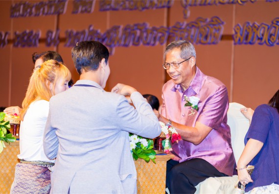 มหาวิทยาลัยราชภัฏกำแพงเพชรจัดงานแสดงมุทิตาจิตแก่ผู้เกษียณอายุราชการ ประจำปี 2559 โกสุมภ์สดุดี ศรีสักทอง