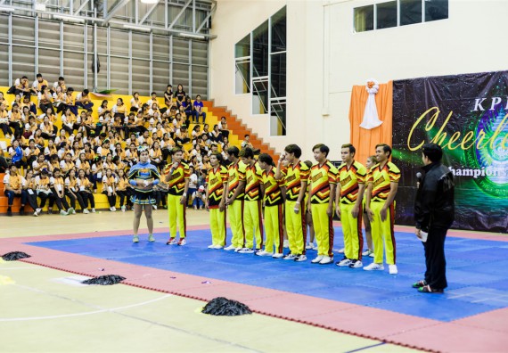 ขอแสดงความยินดีกับ Dragon Team คณะวิทยาศาสตร์และเทคโนโลยี ที่ ได้รับรางวัลรองชนะเลิศอันดับ 1