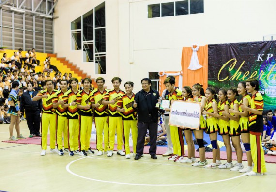 ขอแสดงความยินดีกับ Dragon Team คณะวิทยาศาสตร์และเทคโนโลยี ที่ ได้รับรางวัลรองชนะเลิศอันดับ 1