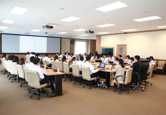 สโมสรนักศึกษาและชมรมของคณะวิทยาศาสตร์และเทคโนโลยี เข้าร่วมประชุมสภานักศึกษามหาวิทยาลัยราชภัฏกำแพงเพชร และนำเสนอโครงการประจำปีงบประมาณ 2560