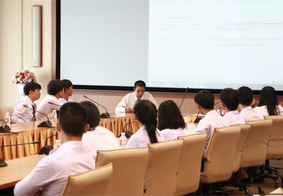 สโมสรนักศึกษาและชมรมของคณะวิทยาศาสตร์และเทคโนโลยี เข้าร่วมประชุมสภานักศึกษามหาวิทยาลัยราชภัฏกำแพงเพชร และนำเสนอโครงการประจำปีงบประมาณ 2560