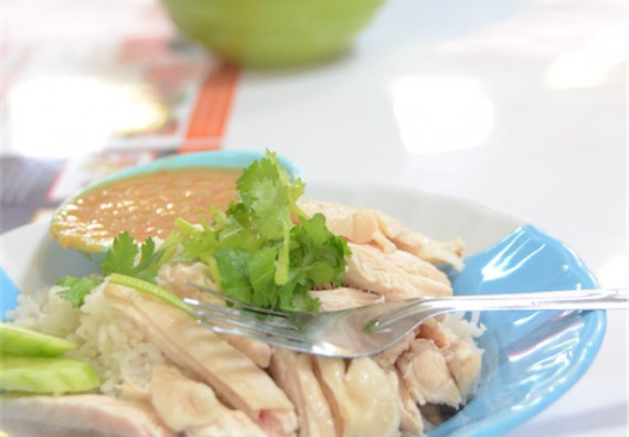 อบรม เรื่อง การทำอาหารเพื่อสุขภาพสำหรับการให้บริการในโรงอาหาร