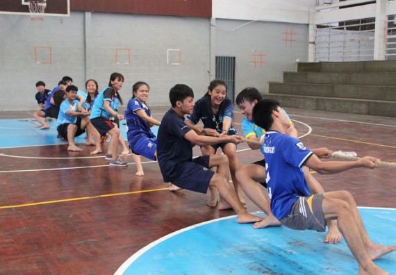 ภาพกิจกรรม สานสัมพันธ์พี่น้องโปรแกรมวิชาฟิสิกส์