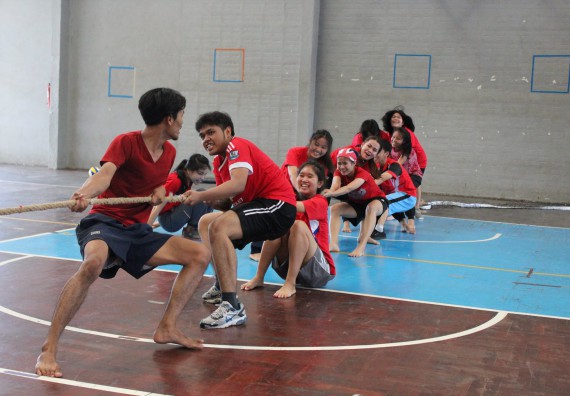 ภาพกิจกรรม สานสัมพันธ์พี่น้องโปรแกรมวิชาฟิสิกส์