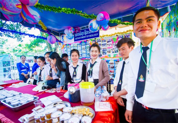 ภาพกิจกรรม บรรยากาศงานฉลองครบรอบ 20 ปี มหาวิทยาลัยแห่งชาติลาว