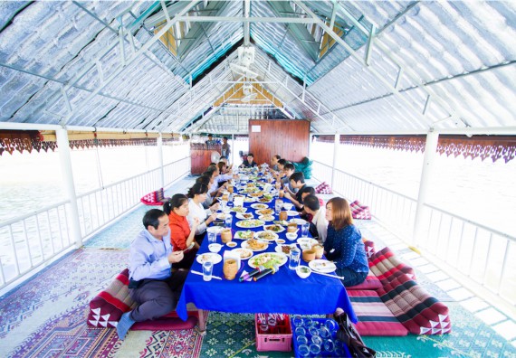 ภาพกิจกรรม บรรยากาศงานฉลองครบรอบ 20 ปี มหาวิทยาลัยแห่งชาติลาว