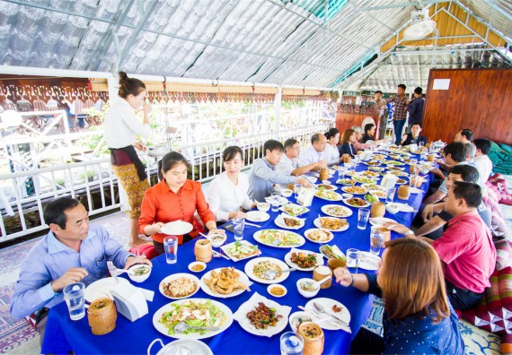 ภาพกิจกรรม บรรยากาศงานฉลองครบรอบ 20 ปี มหาวิทยาลัยแห่งชาติลาว