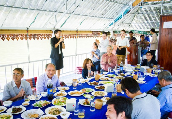 ภาพกิจกรรม บรรยากาศงานฉลองครบรอบ 20 ปี มหาวิทยาลัยแห่งชาติลาว