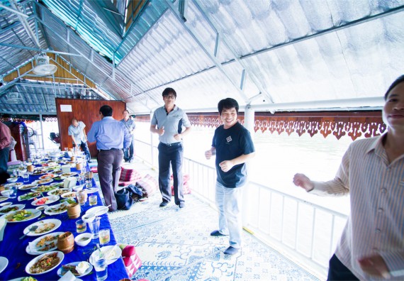 ภาพกิจกรรม บรรยากาศงานฉลองครบรอบ 20 ปี มหาวิทยาลัยแห่งชาติลาว