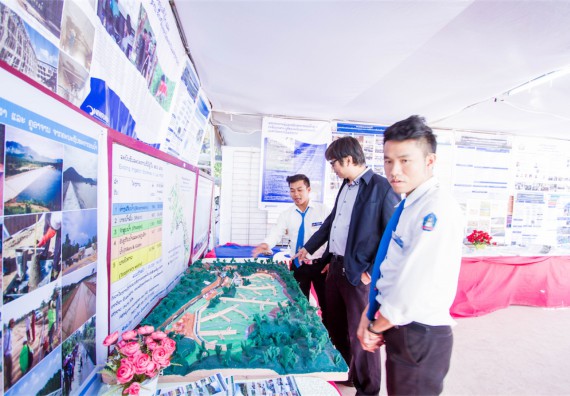 ภาพกิจกรรม บรรยากาศงานฉลองครบรอบ 20 ปี มหาวิทยาลัยแห่งชาติลาว