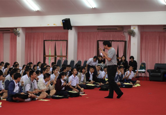 ภาพกิจกรรม ค่ายวิทยาศาสตร์โรงเรียนตากพิทยาคม จัดโดย คณะวิทยาศาสตร์และเทคโนโลยี