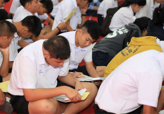 ภาพกิจกรรม ค่ายวิทยาศาสตร์โรงเรียนตากพิทยาคม จัดโดย คณะวิทยาศาสตร์และเทคโนโลยี