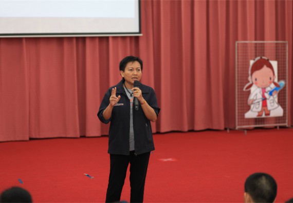 ภาพกิจกรรม ค่ายวิทยาศาสตร์โรงเรียนตากพิทยาคม จัดโดย คณะวิทยาศาสตร์และเทคโนโลยี