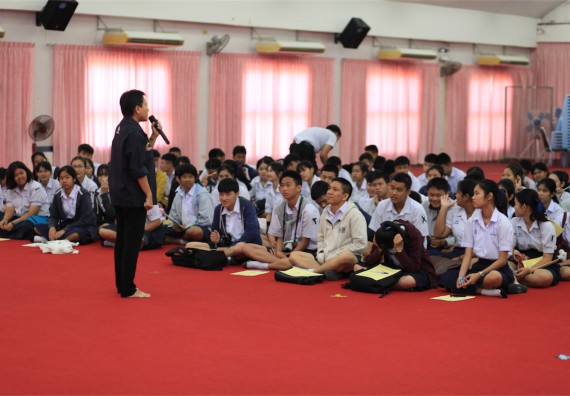ภาพกิจกรรม ค่ายวิทยาศาสตร์โรงเรียนตากพิทยาคม จัดโดย คณะวิทยาศาสตร์และเทคโนโลยี